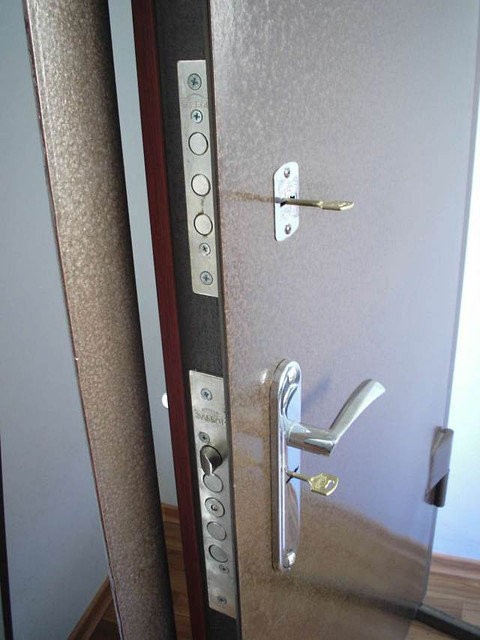 Двери металлические входные с дополнительной секцией 3